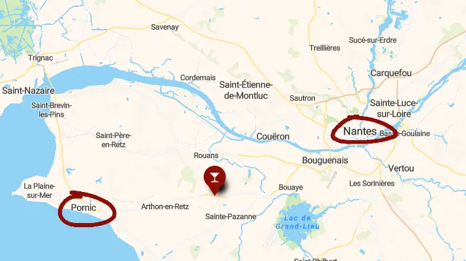 Une carte situant le gîte par rapport à Nantes et Pornic